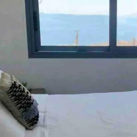 Jaccuzzi Romantic In Firostefani,sea View! * Fira (Santorini)