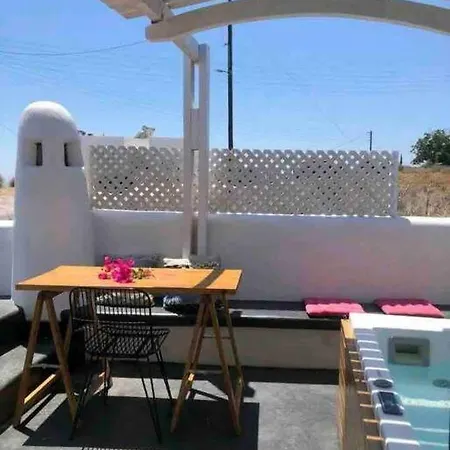 Apartment Jaccuzzi Romantic In Firostefani,sea View! *