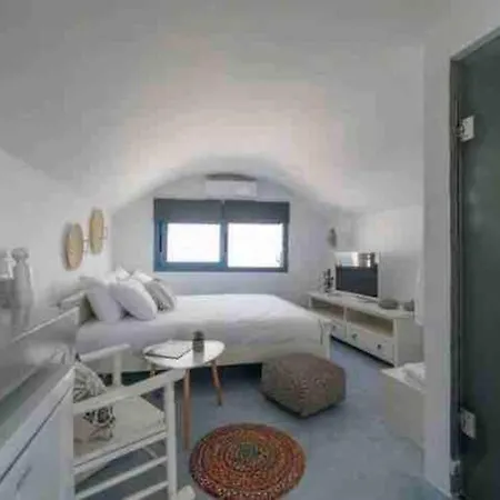Jaccuzzi Romantic In Firostefani,sea View! * Fira (Santorini)